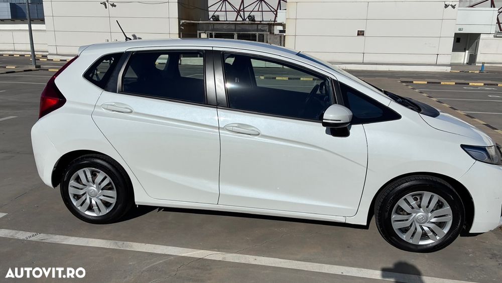 Honda Jazz 1.3 DOHC i-VTEC MT Trend - 7