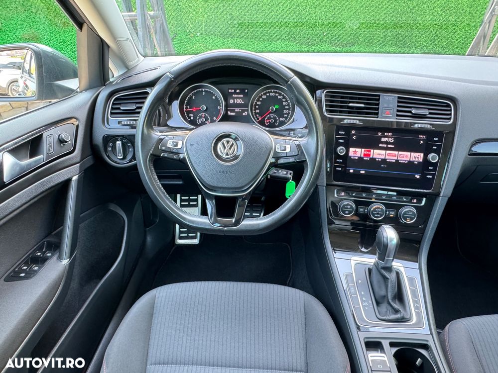 Volkswagen Golf 1.6 TDI DSG Sound - 8