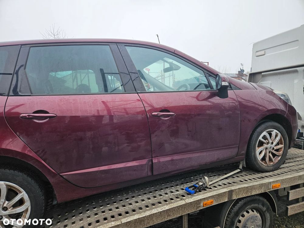 Części Renault Scenic III Lift TENNM 1.2 TCE Drzwi Zderzak Maska - 10