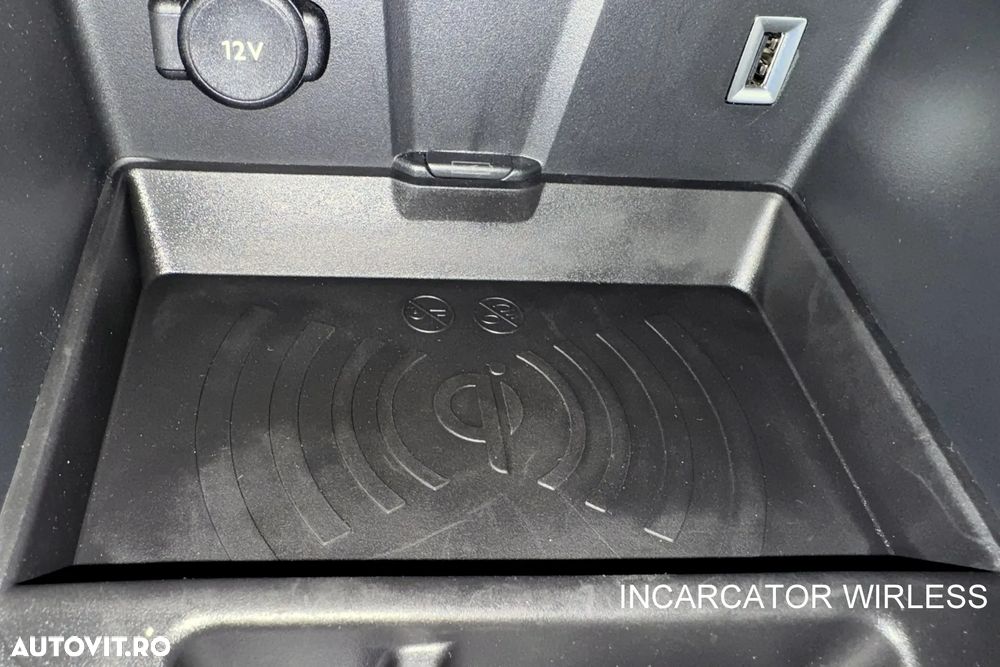 DS Automobiles DS 7 Crossback - 35