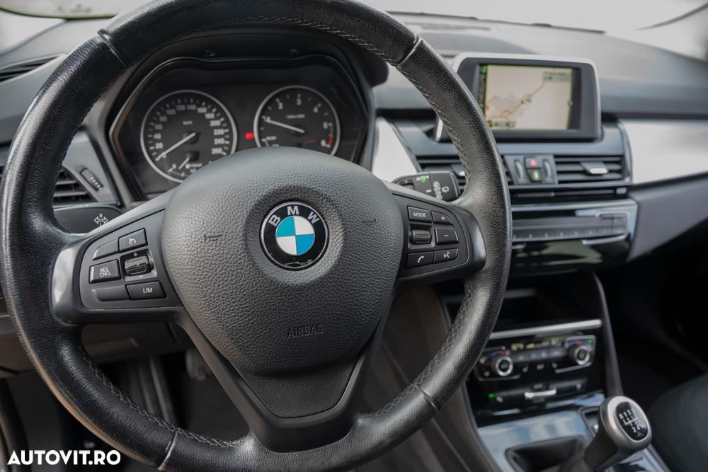 BMW Seria 2 216d Gran Tourer - 24