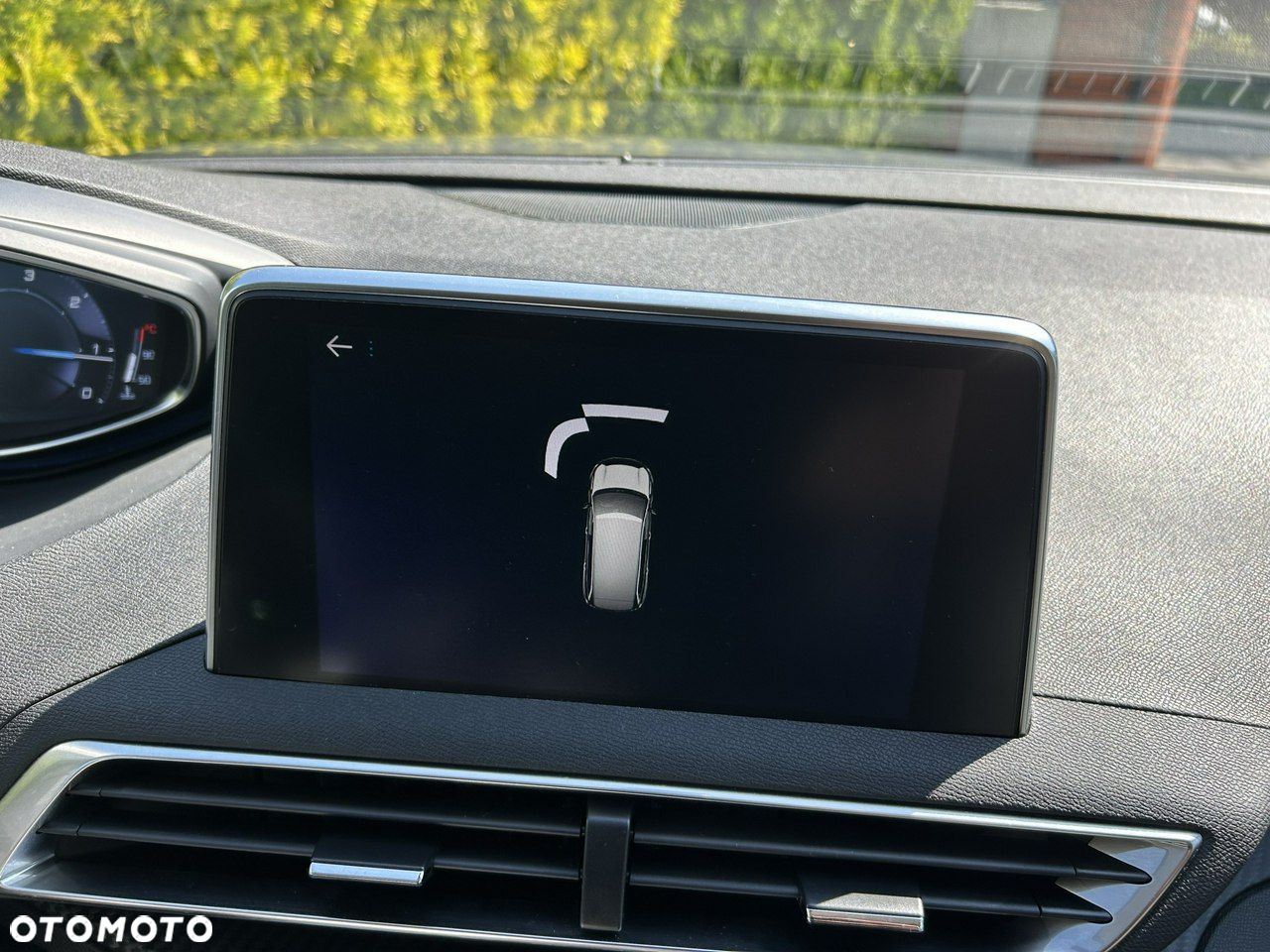 Peugeot 5008 BlueHDI 130 EAT8 Allure - 24