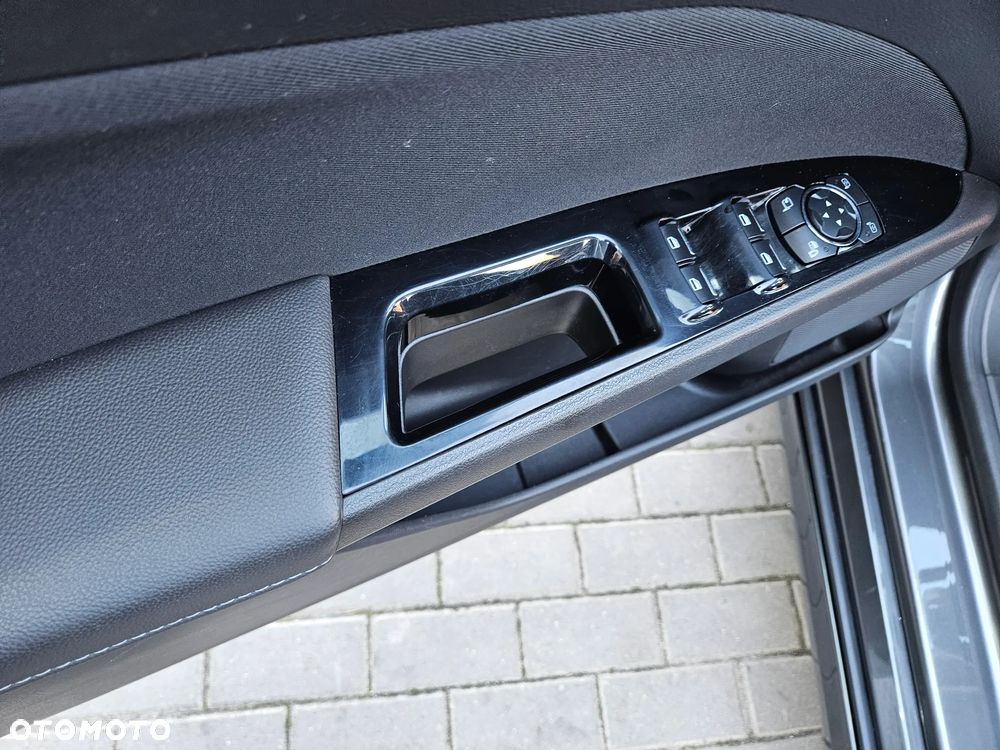 Ford Mondeo 2.0 TDCi Bi-Turbo PowerShift-Aut Titanium - 24