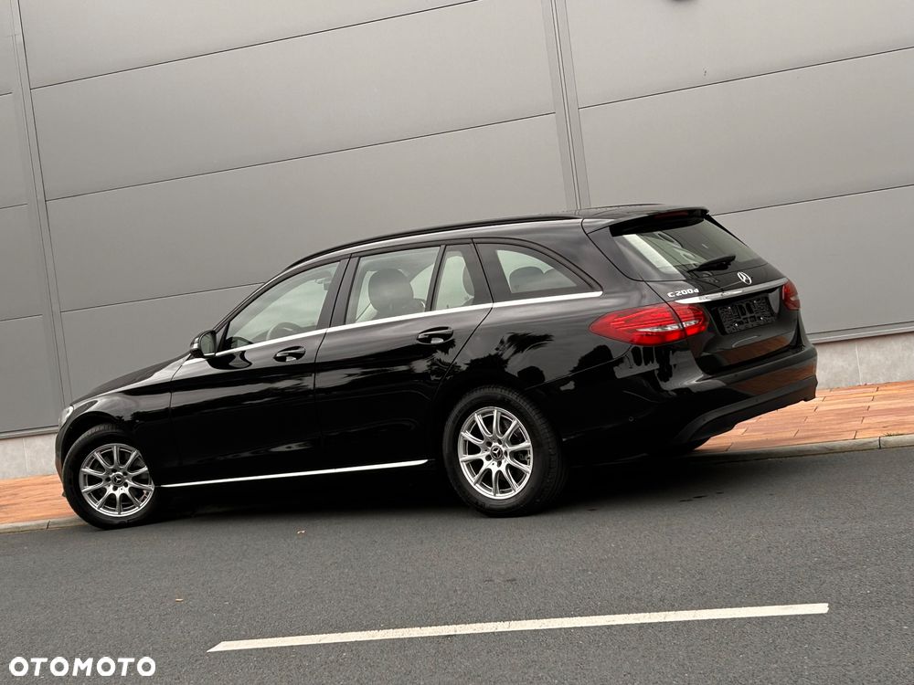 Mercedes-Benz Klasa C 200 d T 9G-TRONIC Exclusive - 16