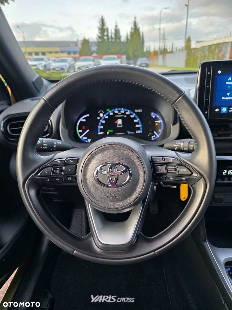 Toyota Yaris Cross Hybrid 1.5 Comfort - 18