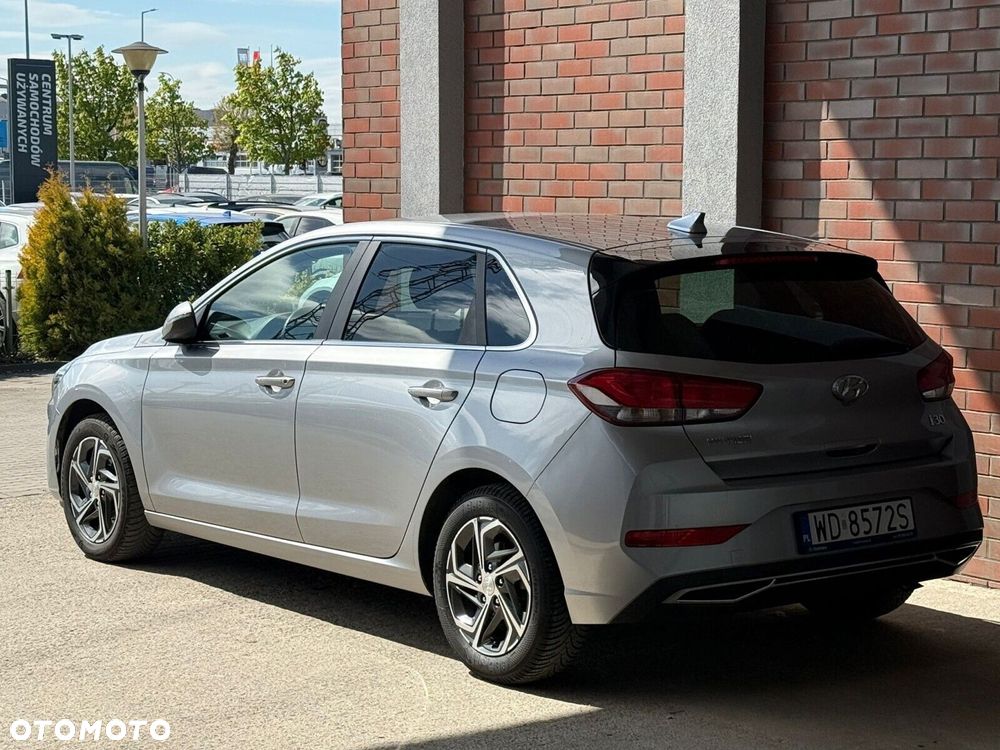 Hyundai i30 1.5 DPI Smart - 6