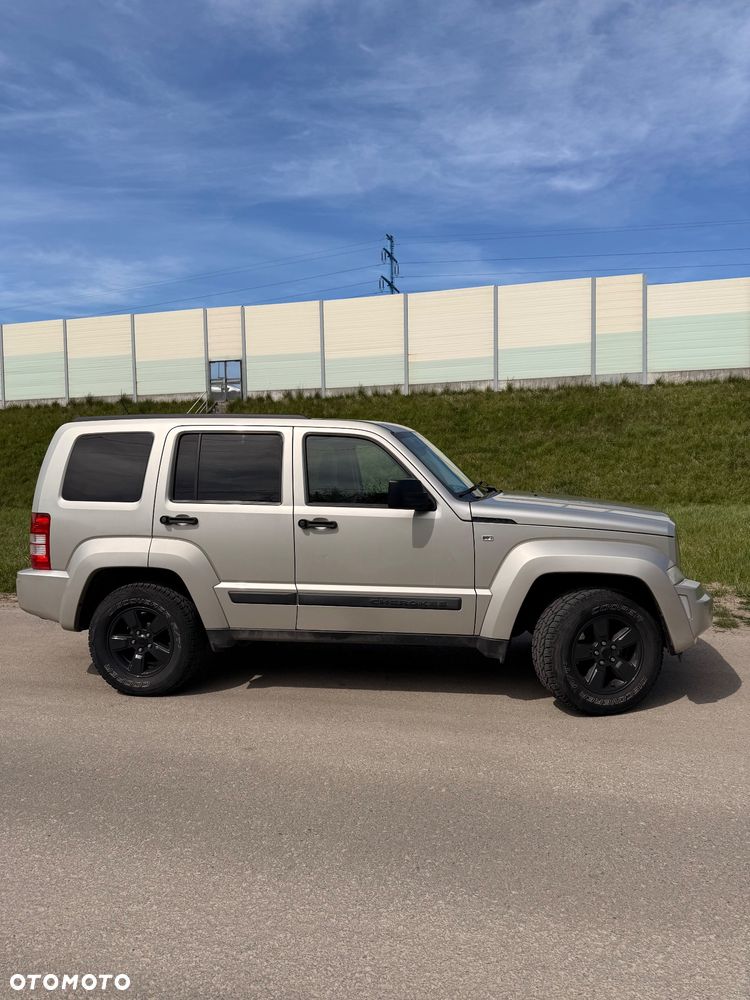 Jeep Cherokee - 2