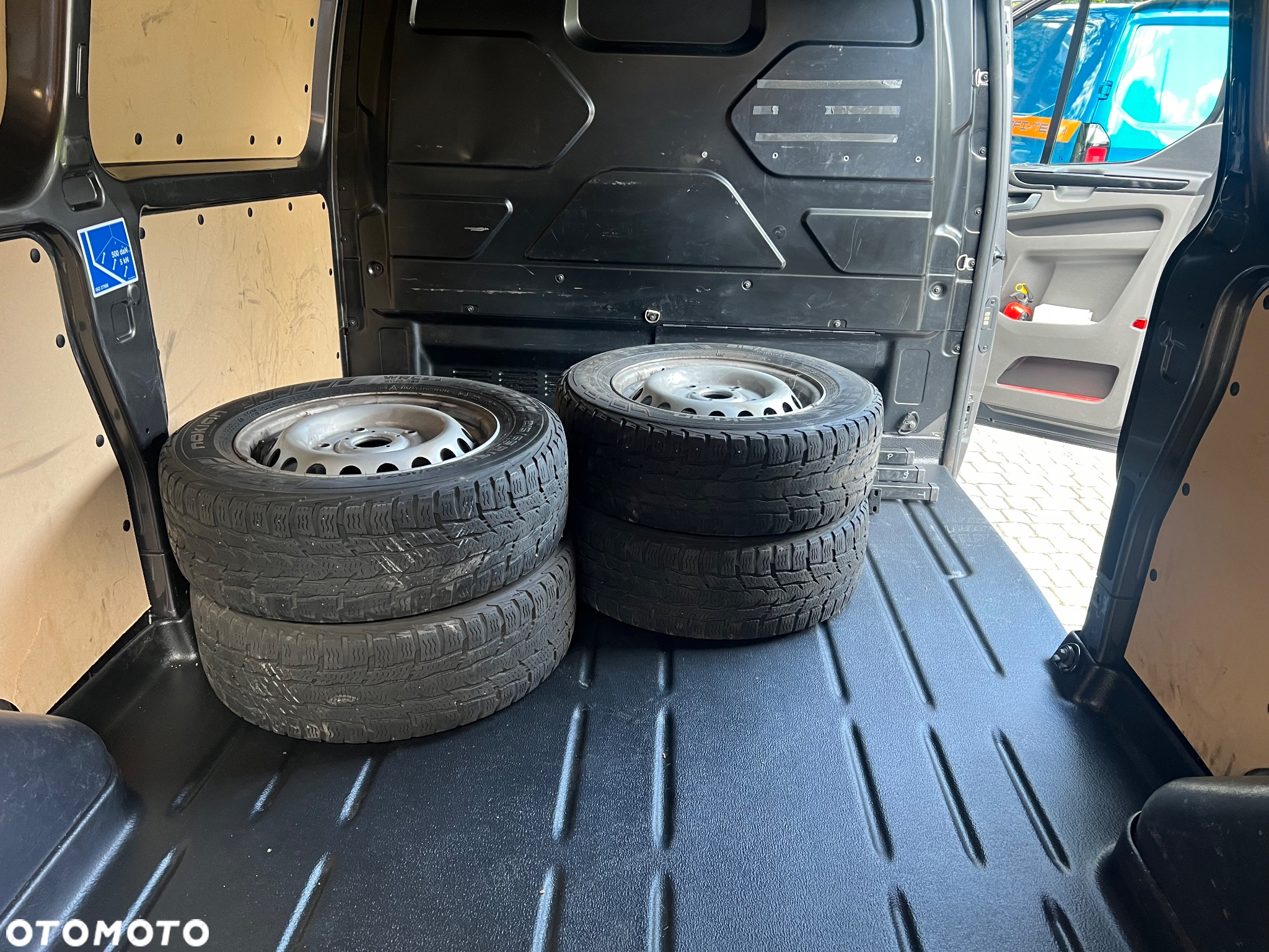 Ford Transit custom - 9