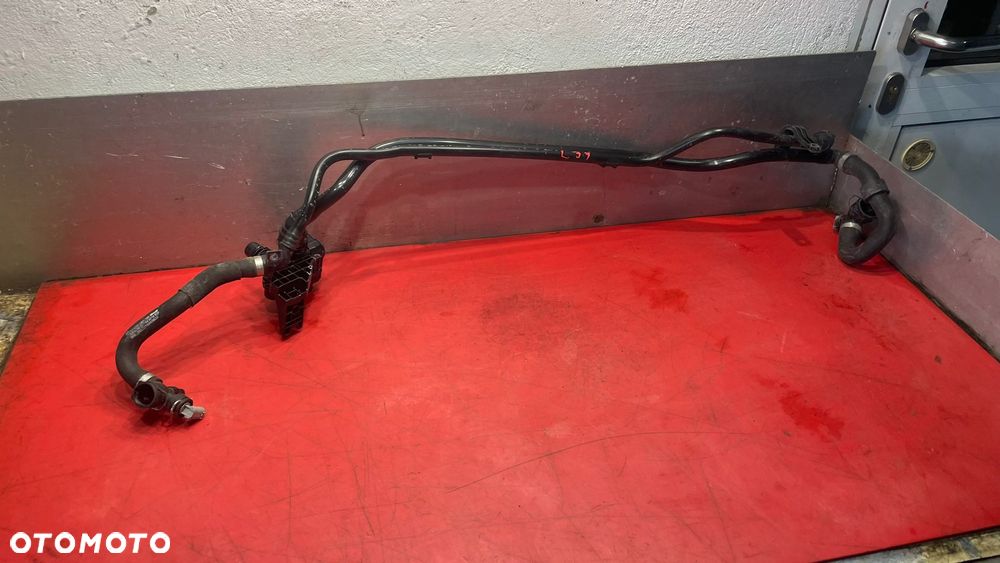 MERCEDES C KLASA W206 DODATKOWA POMPA WODY A0005061500 - 1