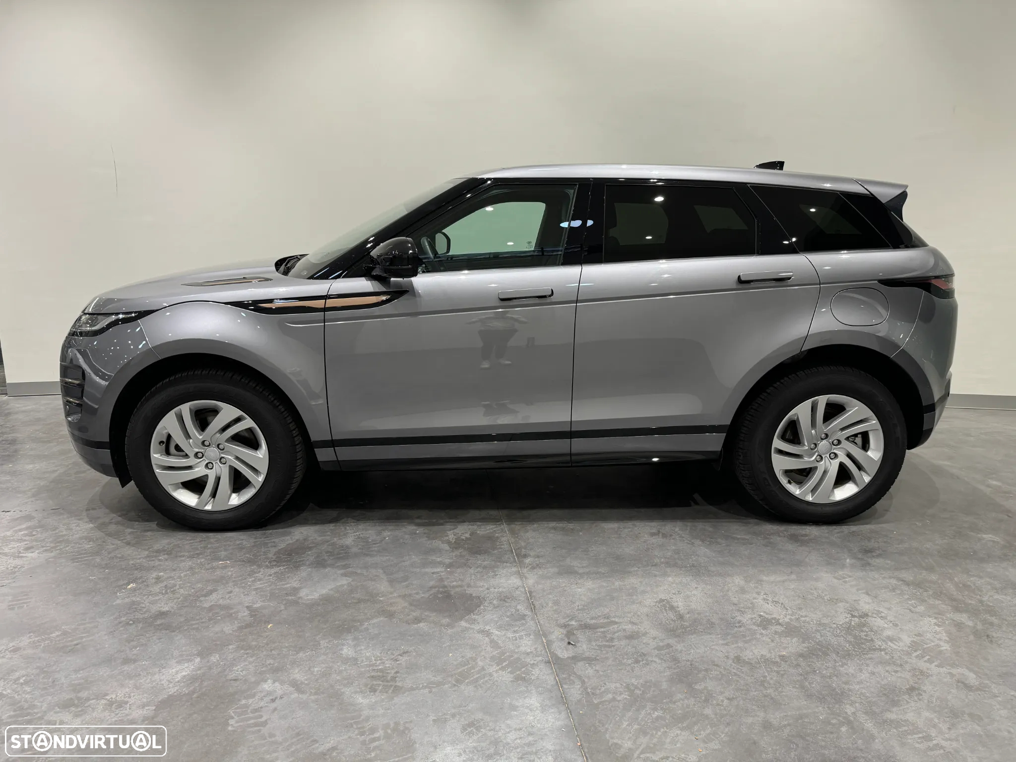 Land Rover Range Rover Evoque 1.5 P300e AWD R-Dynamic S Auto - 3