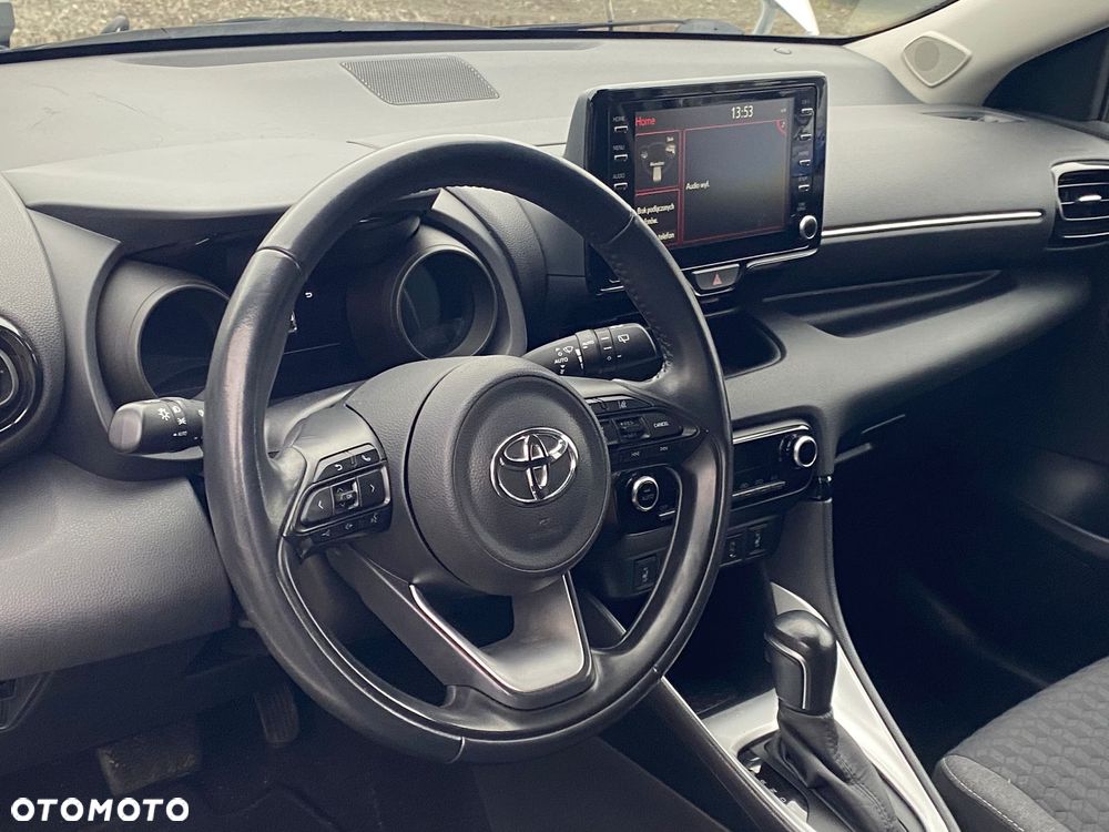 Toyota Yaris Hybrid 1.5 Selection Style - 16