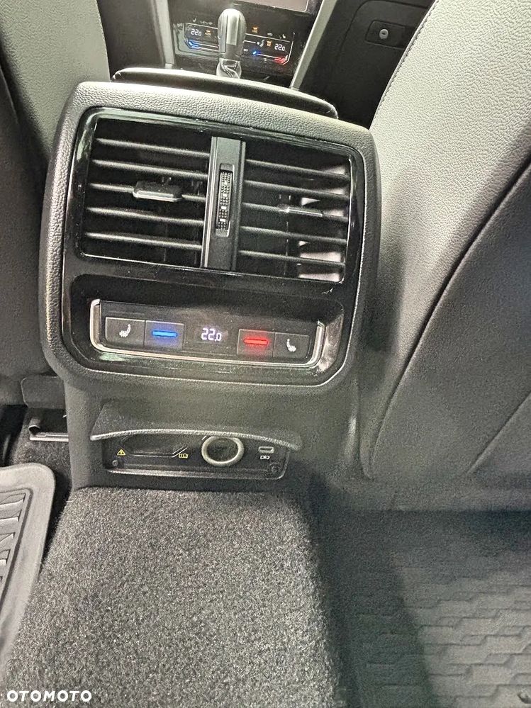 Volkswagen Arteon 2.0 TDI R-Line DSG - 13