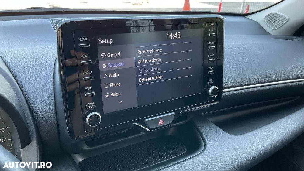 Toyota Yaris 1.5 L Dynamic - 24