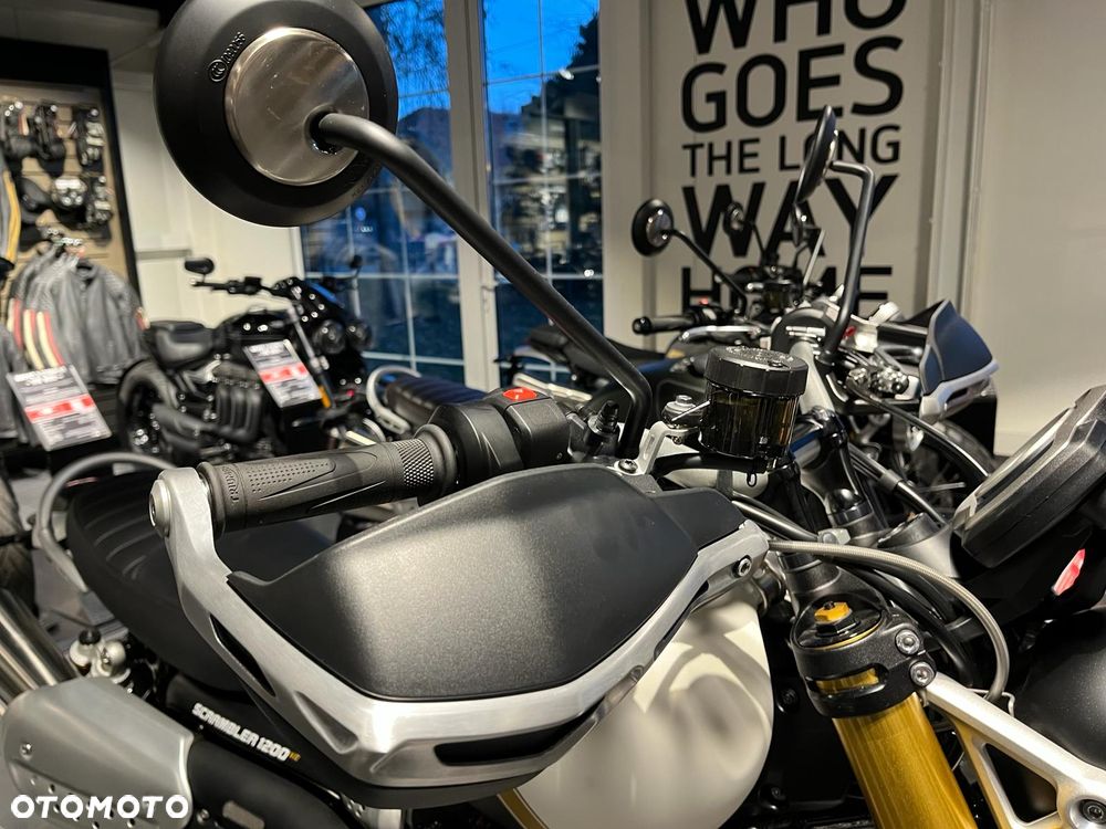 Triumph Scrambler - 10