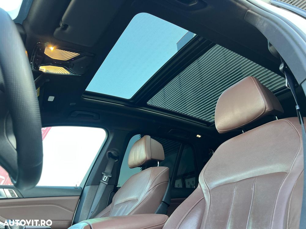 BMW X5 M M50d - 16