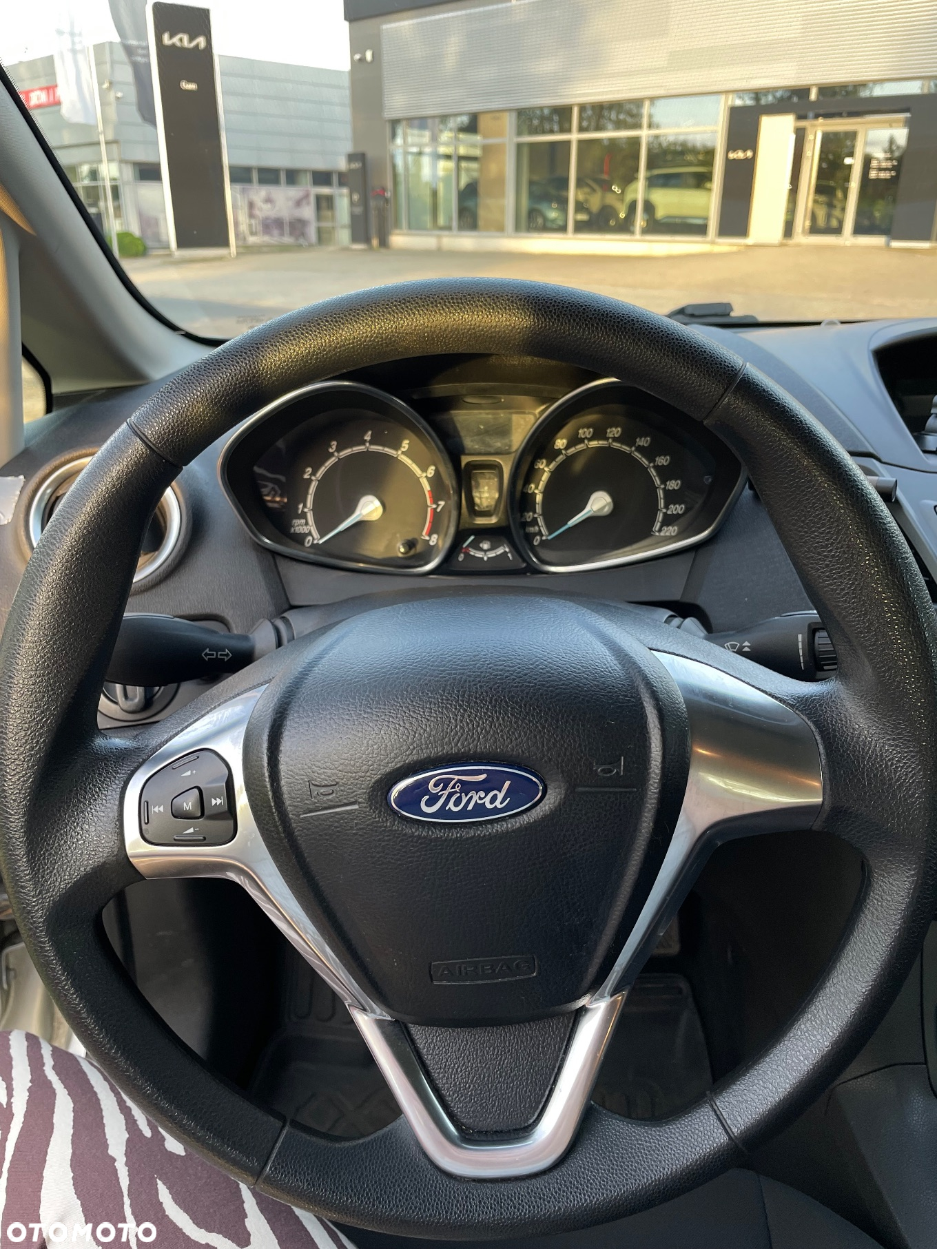 Ford Fiesta 1.0 EcoBoost Silver X - 25