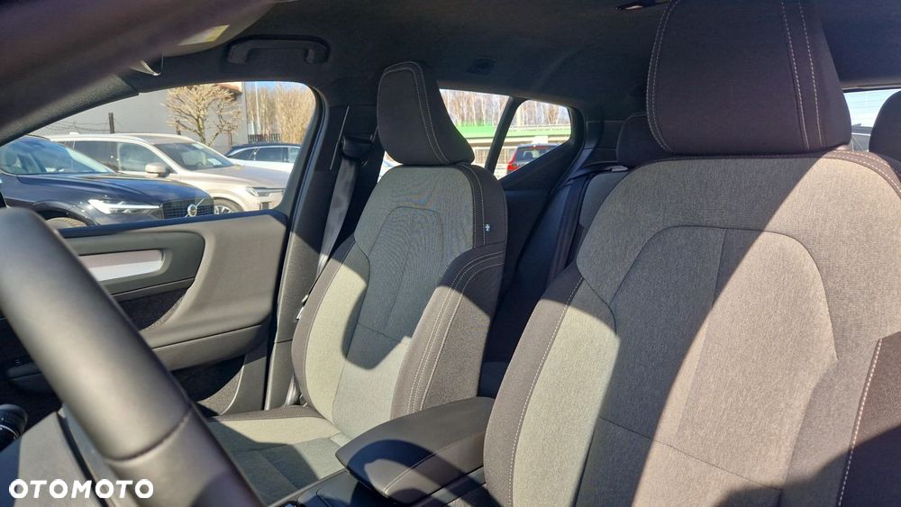Volvo XC 40 - 11