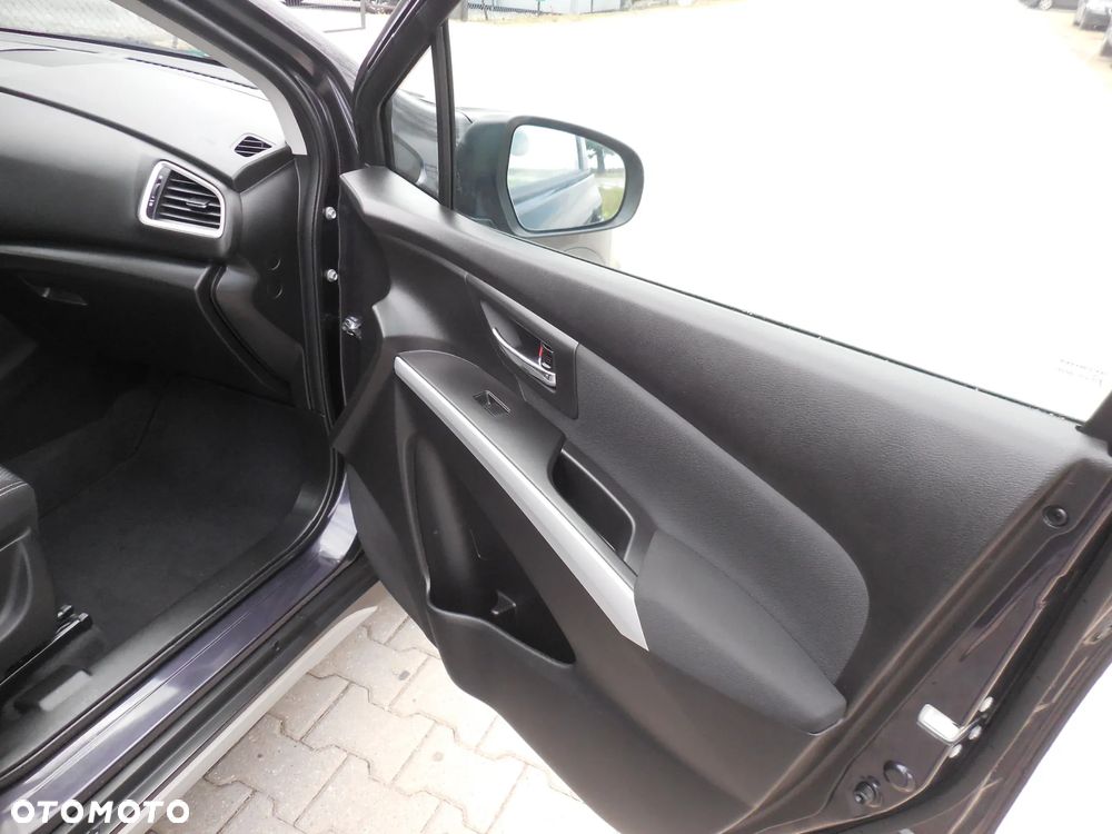 Suzuki SX4 - 9