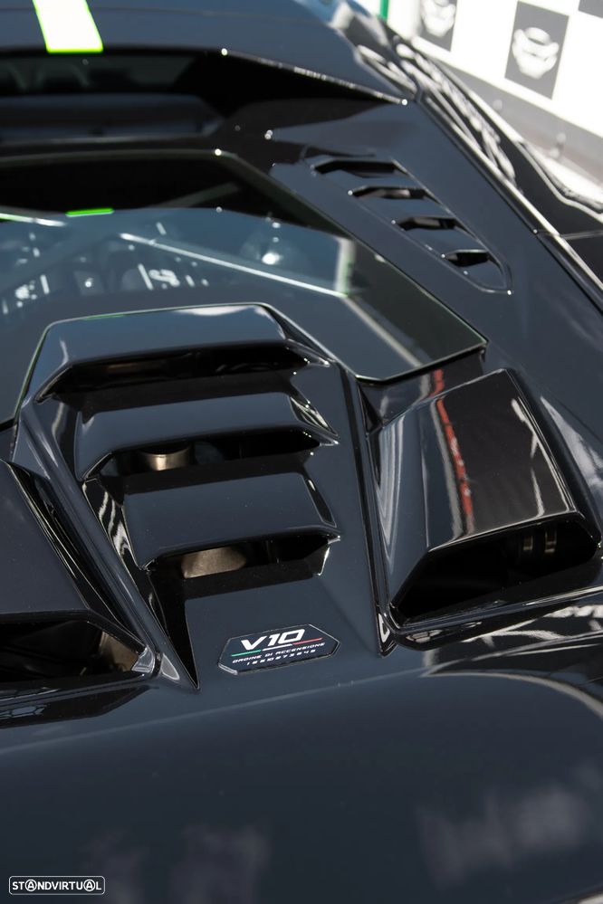 Lamborghini Huracán Tecnica 60th Anniversary - 14