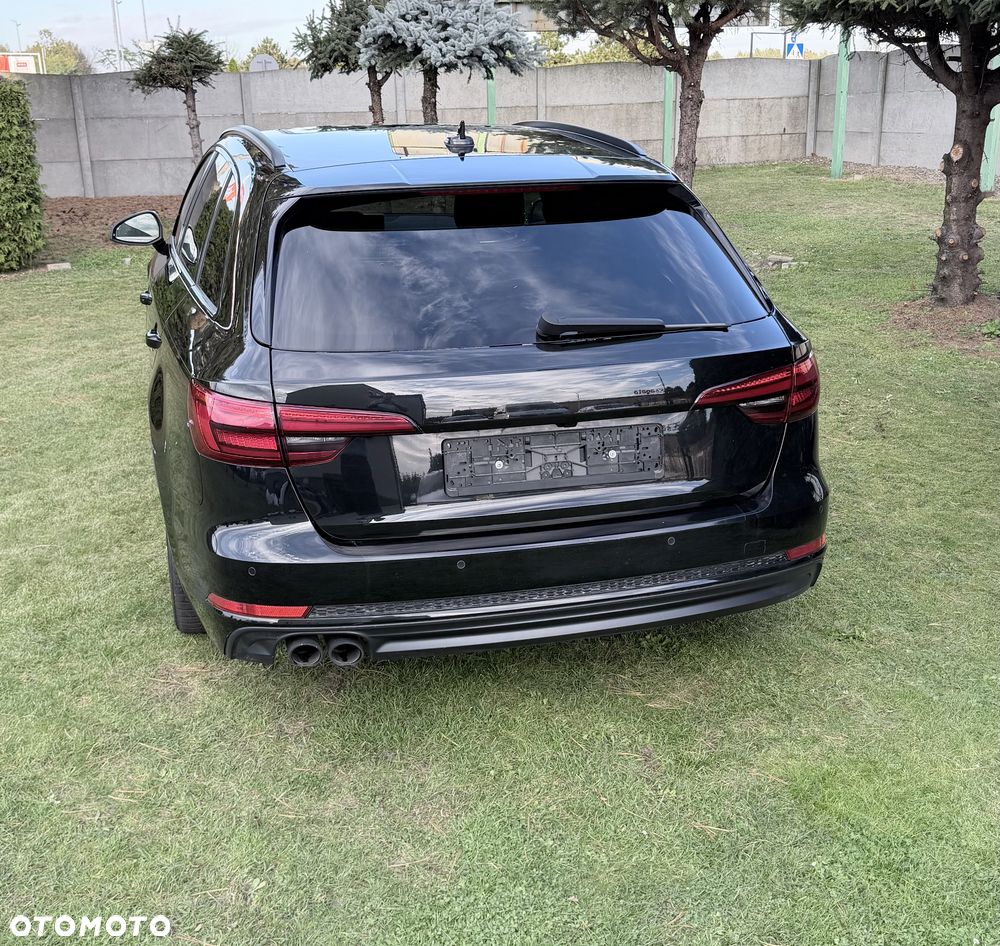 Audi A4 Avant - 11