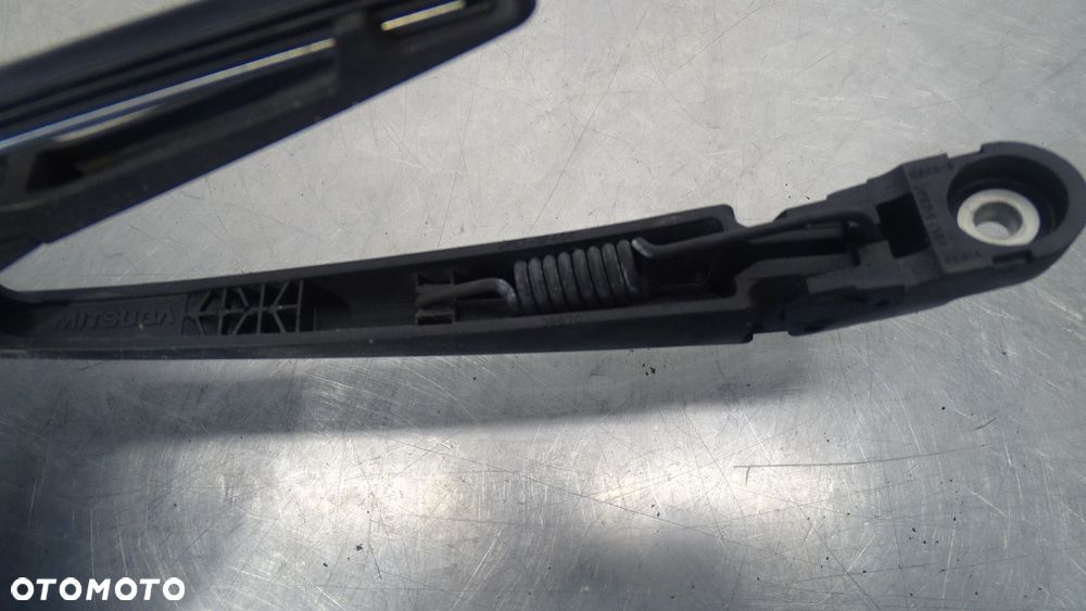 RAMIĘ WYCIERACZKI TYLNEJ SUZUKI SX4 1.9DDIS - 4