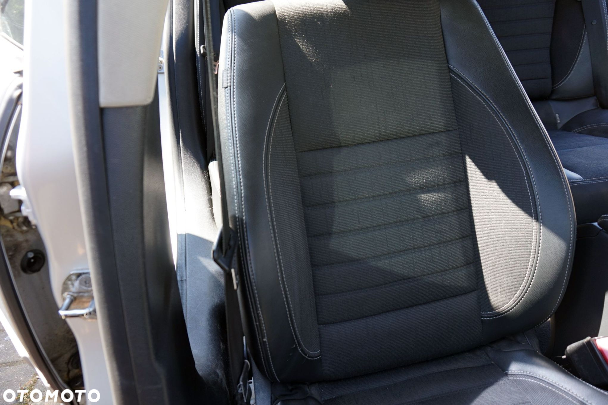 FOTEL PRZEDNI PRAWY LAGUNA III PH1 KOMBI PÓŁSKÓRA RENAULT 2007-2012 - 3