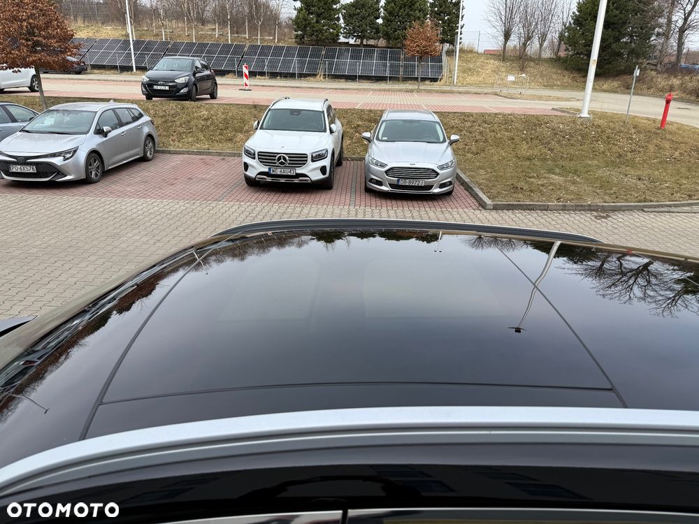 Ford Kuga 2.0 EcoBlue Hybrid TITANIUM X - 9