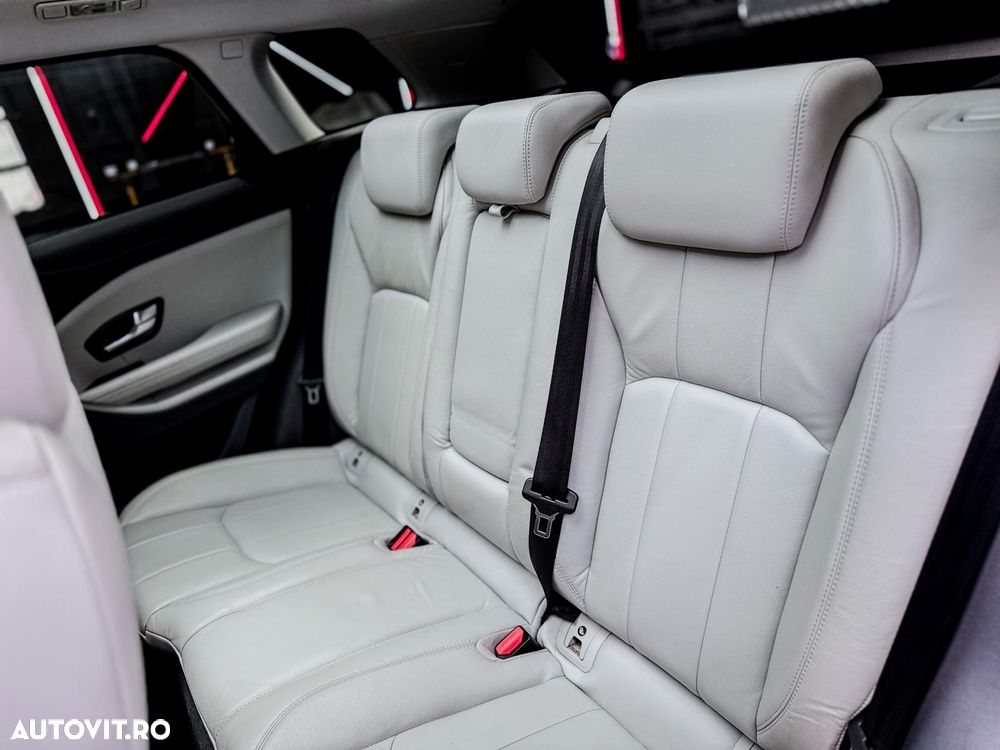 Land Rover Range Rover Evoque 2.0 D150 SE - 28