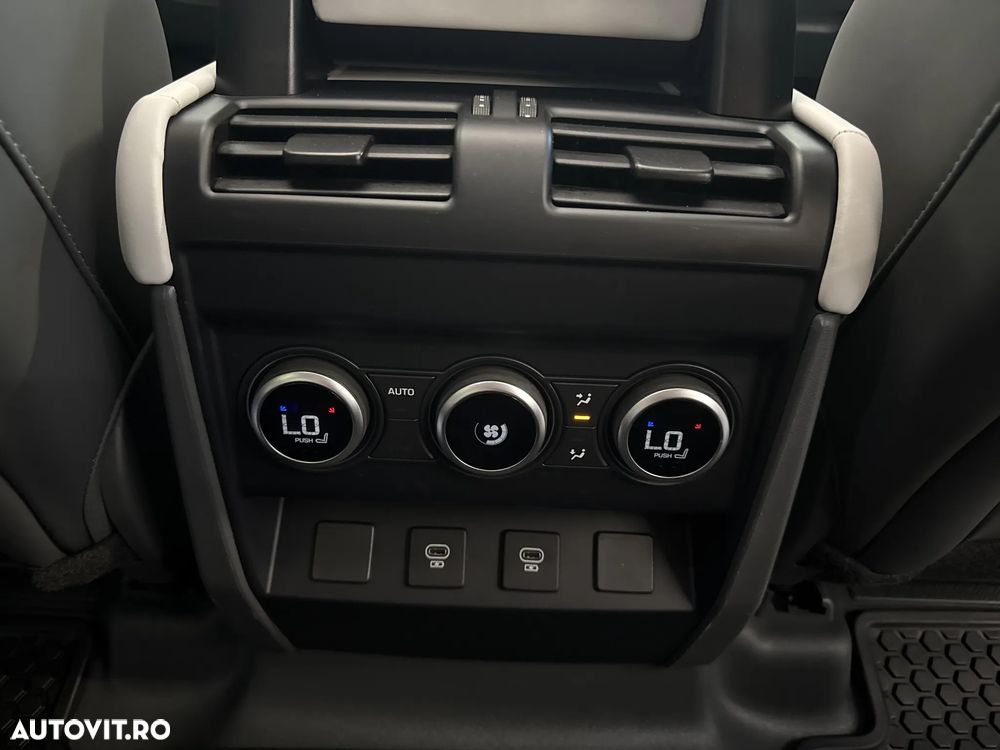 Land Rover Defender - 23