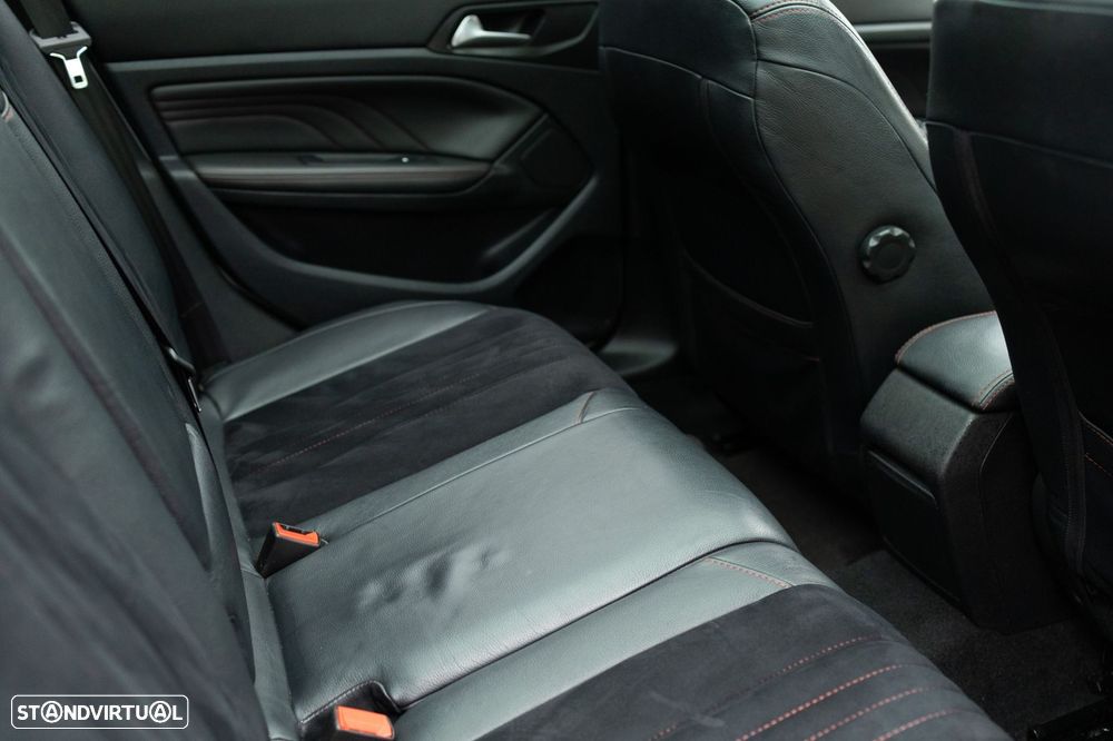 Peugeot 308 SW 1.6 BlueHDi GT Line - 20