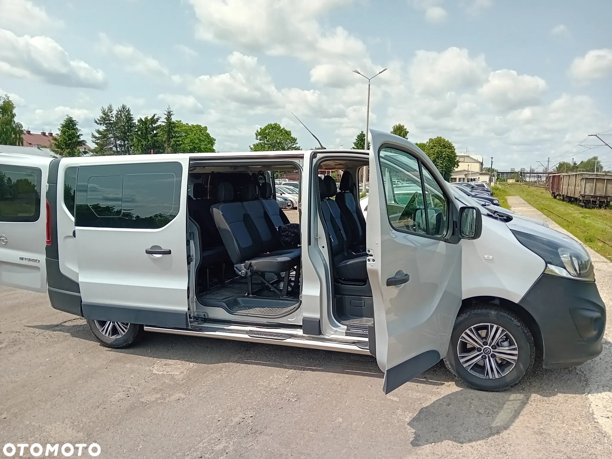 Opel Vivaro Tourer 1.6 CDTI L2 - 3