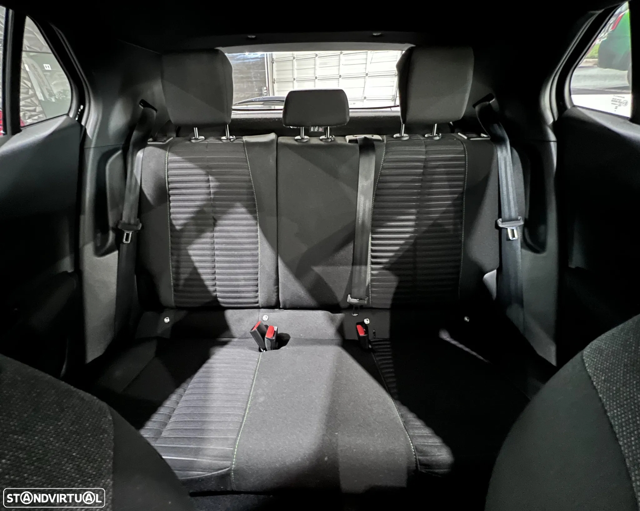 Peugeot 2008 1.2 PureTech Active - 6