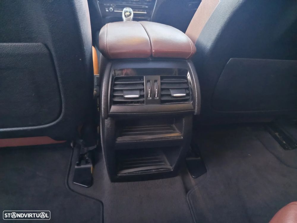 BMW X5 25 d sDrive Comfort 7L - 32