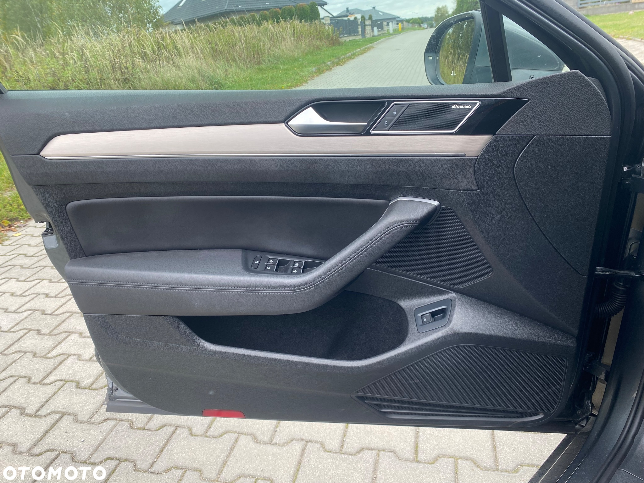 Volkswagen Passat 2.0 TDI 4Mot Elegance DSG - 20