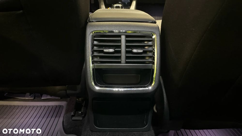 Skoda Octavia Combi 1.4 TSI iV DSG Style - 16