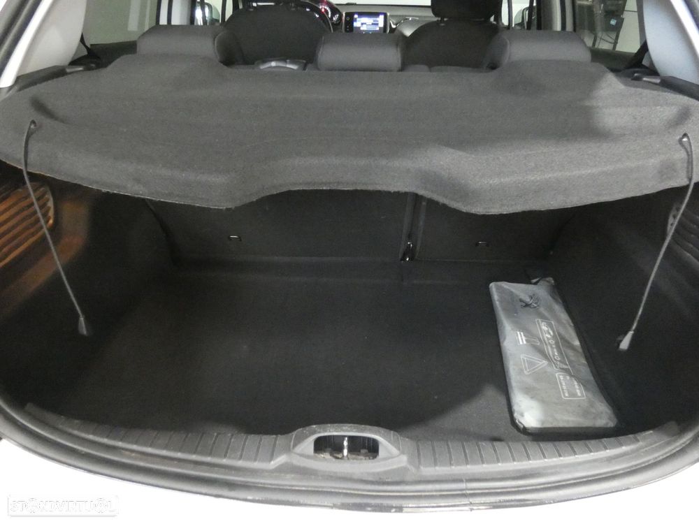 Peugeot 208 1.2 PureTech Style - 10