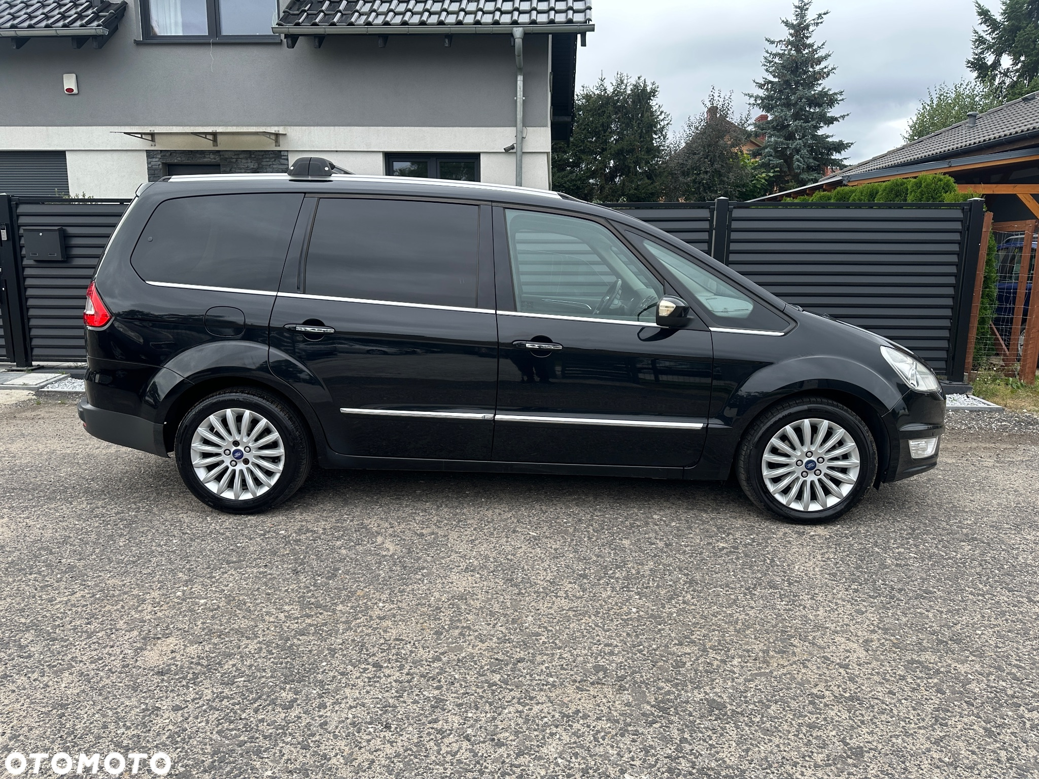 Ford Galaxy 2.0 TDCi Titanium - 29