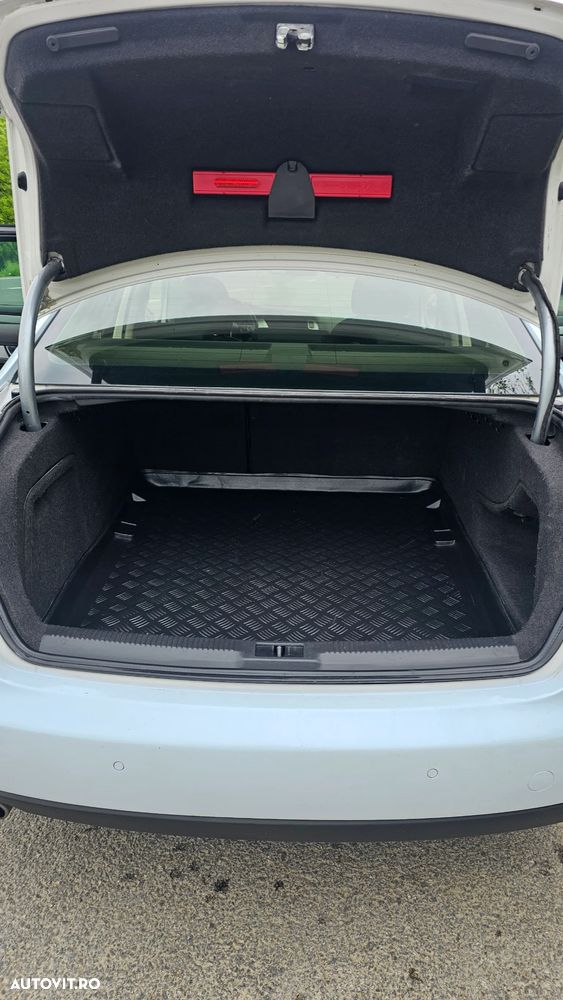 Audi A4 2.0 TDI B8 Multitronic - 7