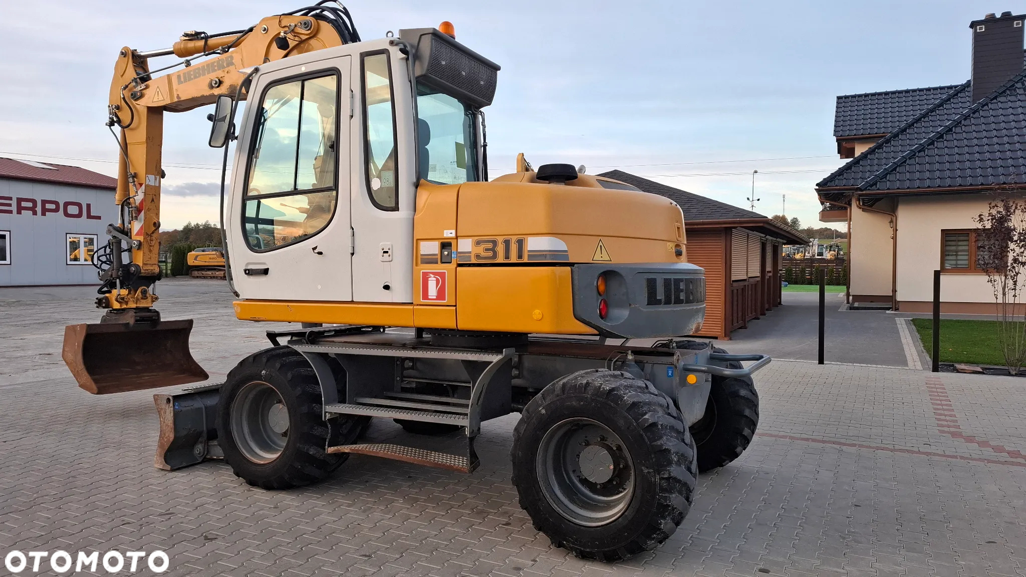 Liebherr A311 ROTOTILT - 2