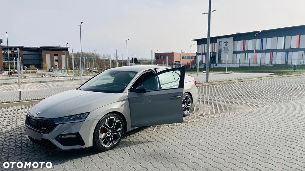 Skoda Octavia 2.0 TSI RS 245 DSG - 2