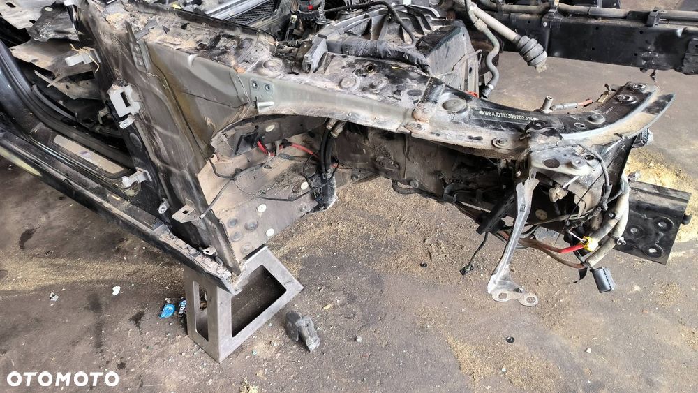 ĆWIARTKA PRAWA PRZÓD BMW 5 530D G30 - 6