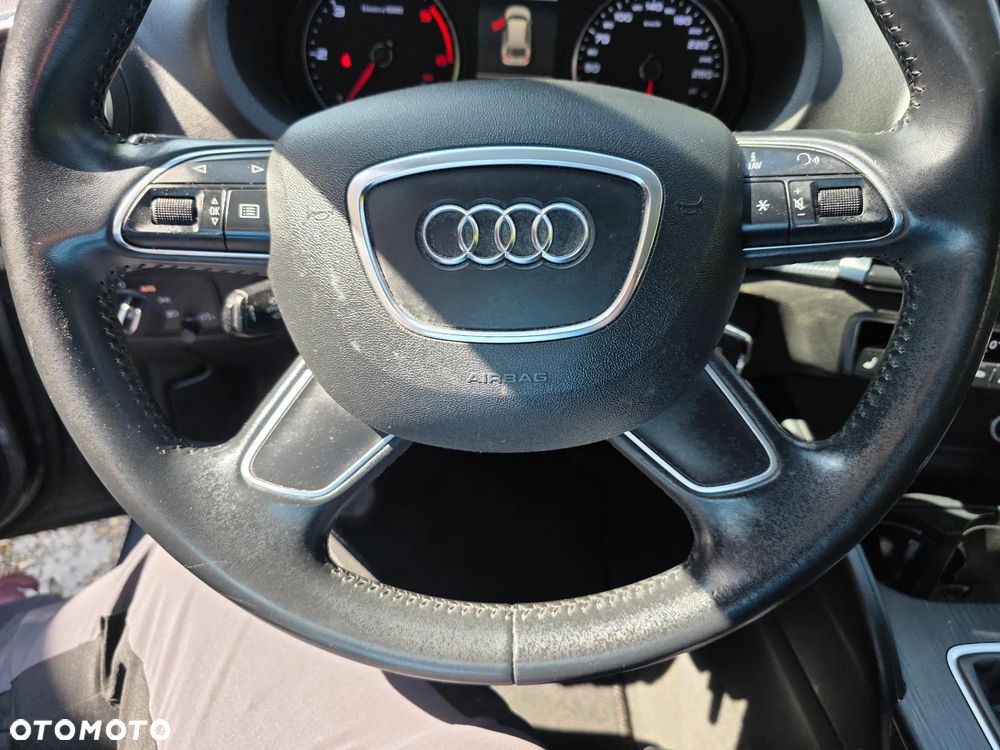 Audi A3 Sportback 2.0 TDI S line Sportpaket - 11