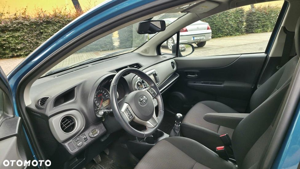 Toyota Yaris 1.33 Premium - 14