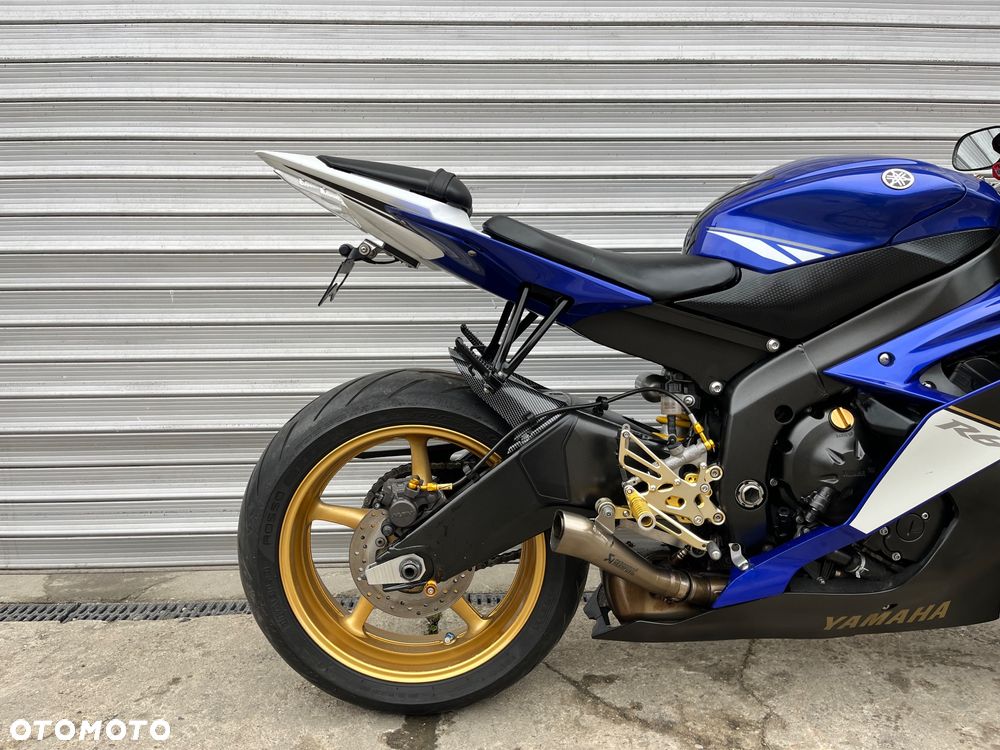 Yamaha R6 - 25
