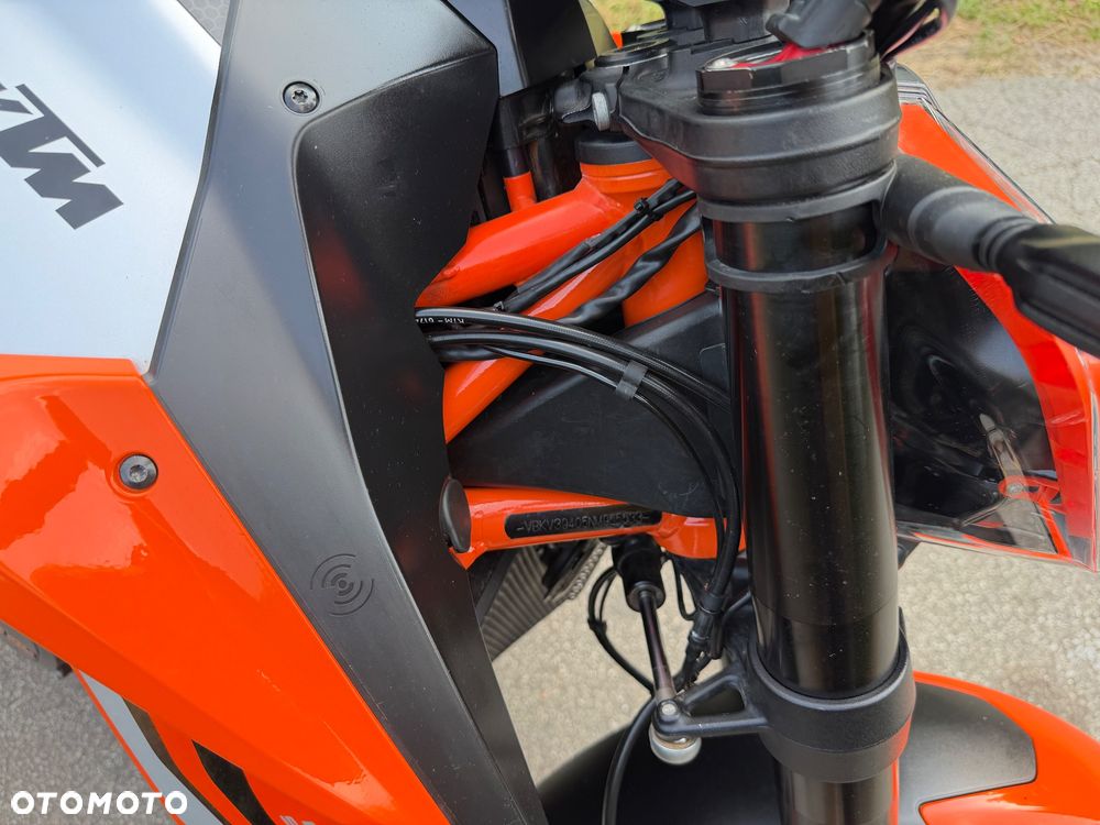 KTM Super Duke - 22