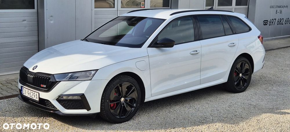 Skoda Octavia 1.4 TSI DSG RS First Edition - 16