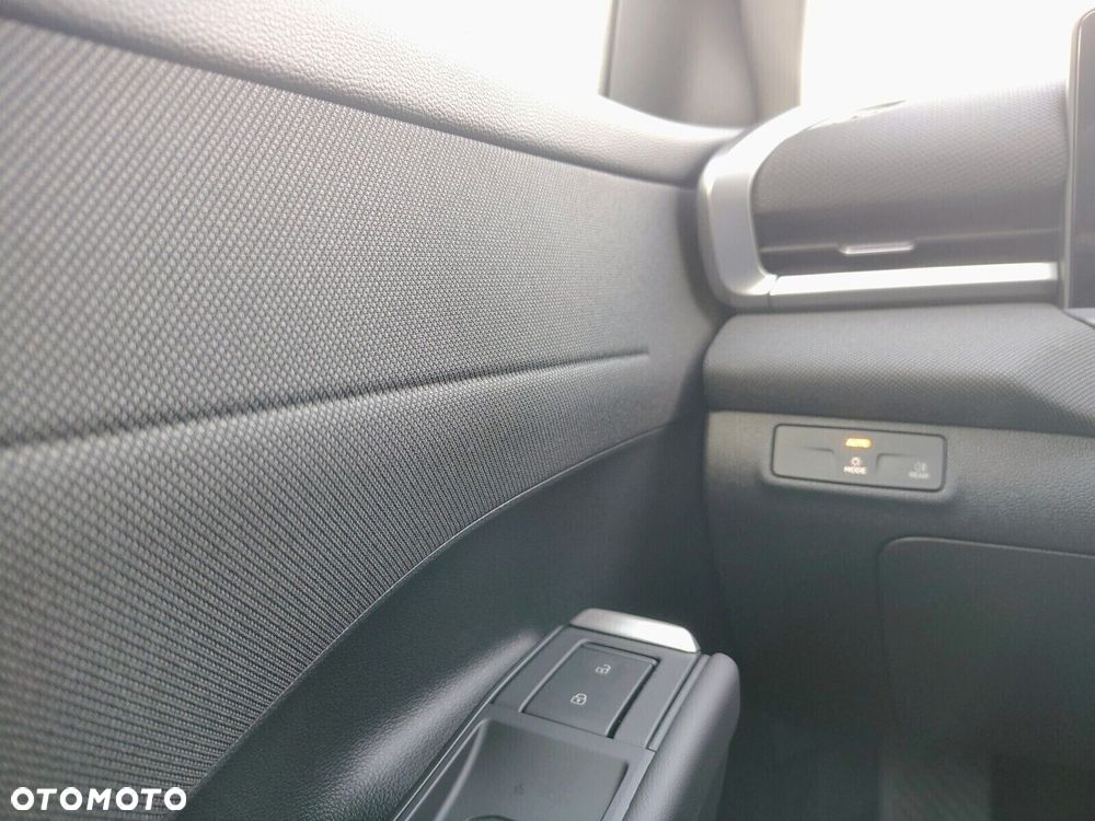 Volkswagen T-Roc 1.5 eTSI Life DSG - 25