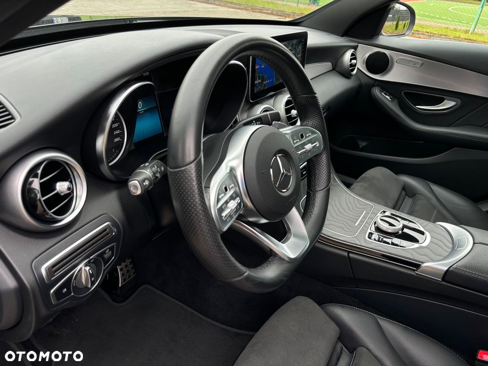 Mercedes-Benz Klasa C 220 d T 9G-TRONIC AMG Line - 20