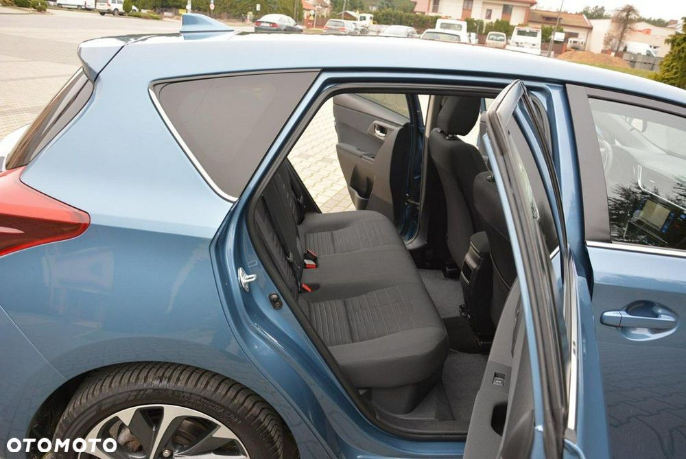 Toyota Auris Hybrid 135 Premium - 16