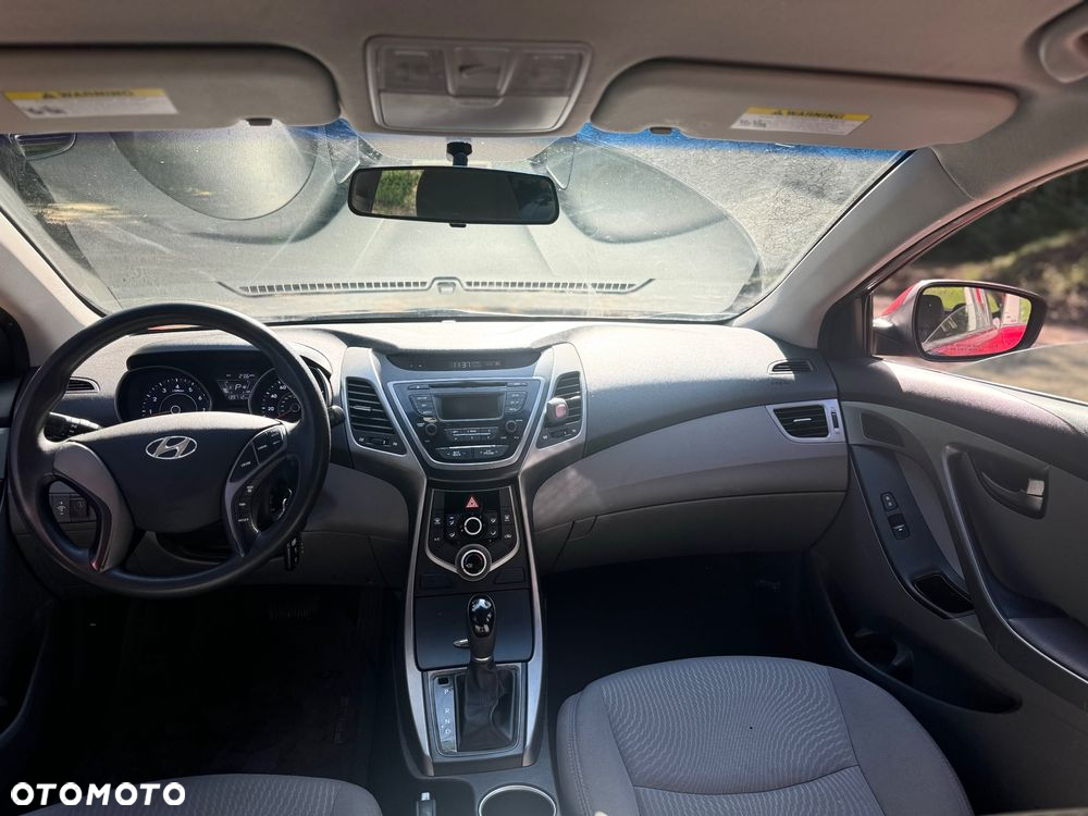 Hyundai Elantra 1.8 SE - 7